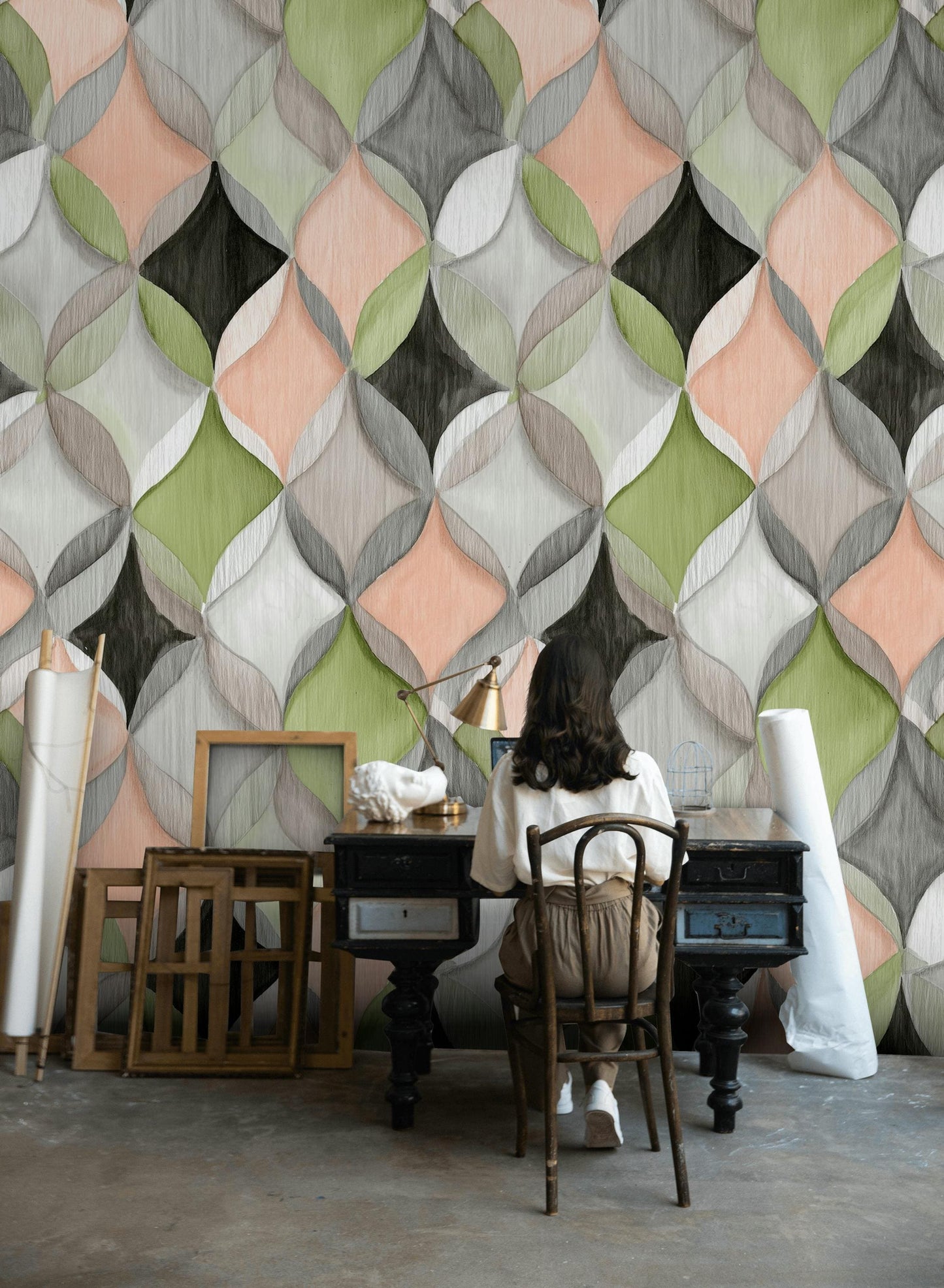 Abstract Geometric Ogee Wallpaper | Modern Interlocking Pattern Wall Mural | Pastel Peel and Stick Decor