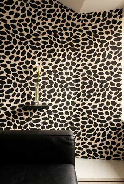 Organic Dalmatian Print Wallpaper Modern Monochrome Pattern Scandinavian Wall Decor